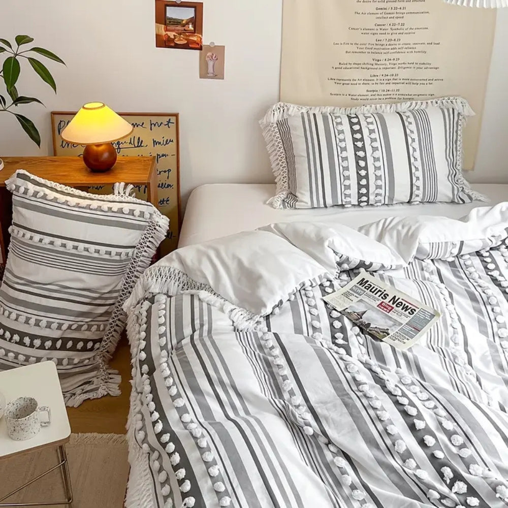 Soft Stripe and Tassel Duvet Set