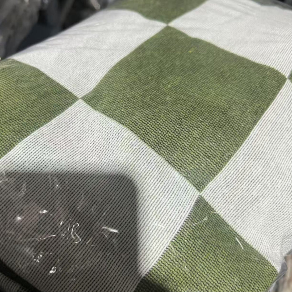 All-Season Checkered Picnic Blanket with Fringe