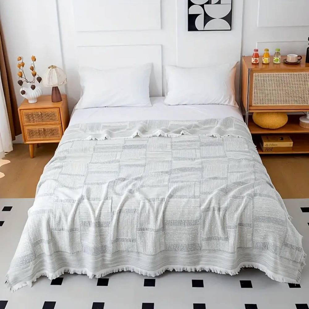 Mixed Tone Geometric Cotton Blanket