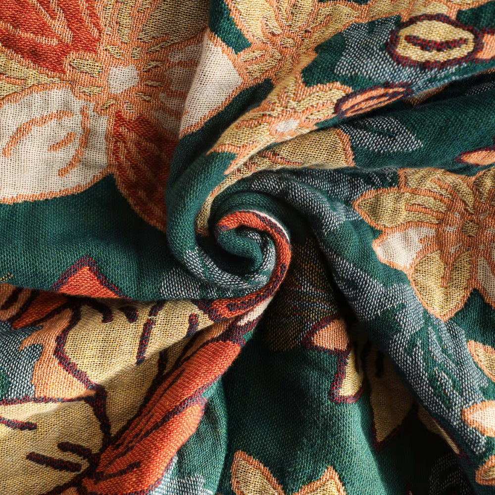 Modish Floral Cotton Tassel Throw Blanket