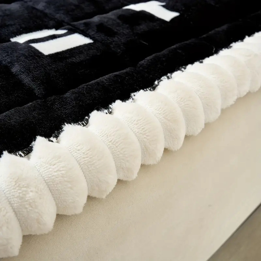 Ruffled Cloud Edge Quilted Couch Cover