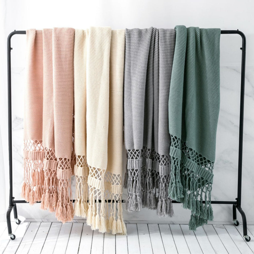 Snug Knit Woven Tassel Blanket