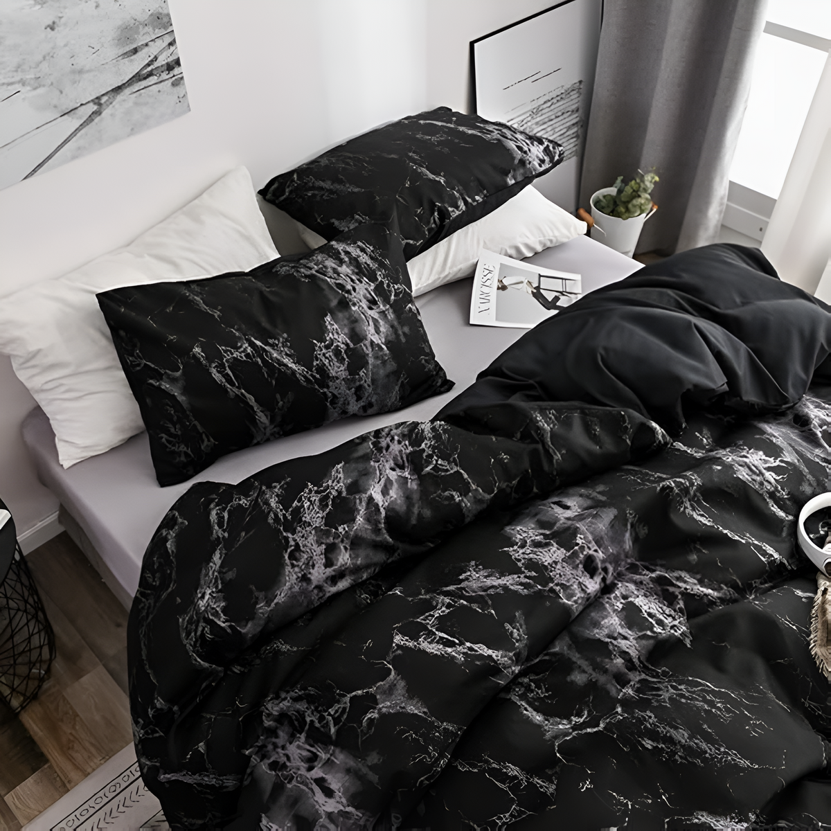 Luxe Black Marble