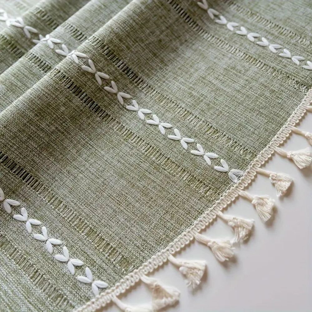 Leafline Embroidered Round Tablecloth