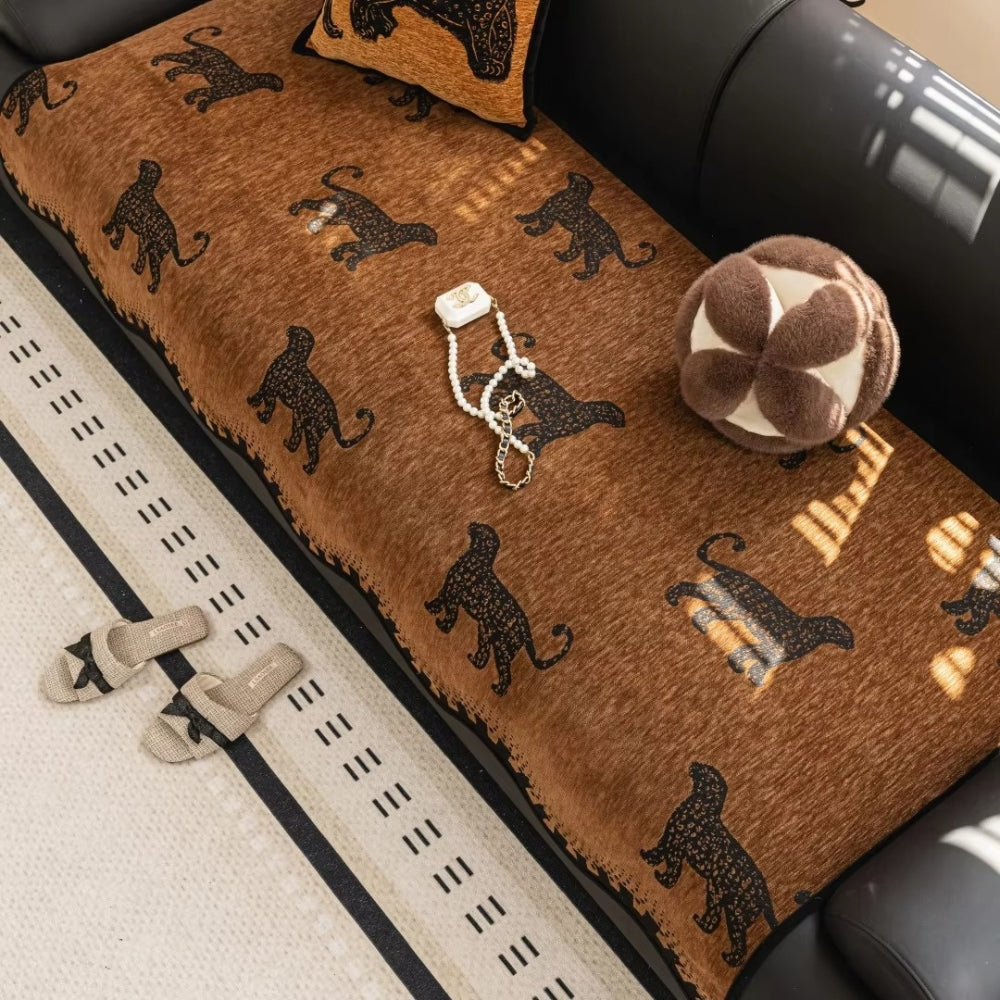 Lion Wavy Non-Slip Sofa Cover