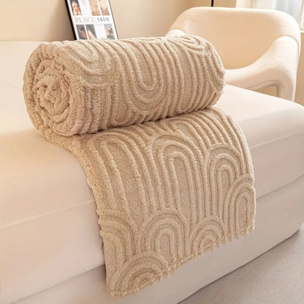 Velura Arch Plush Blanket